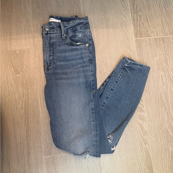 Good American Denim - Good American Skinny Jeans